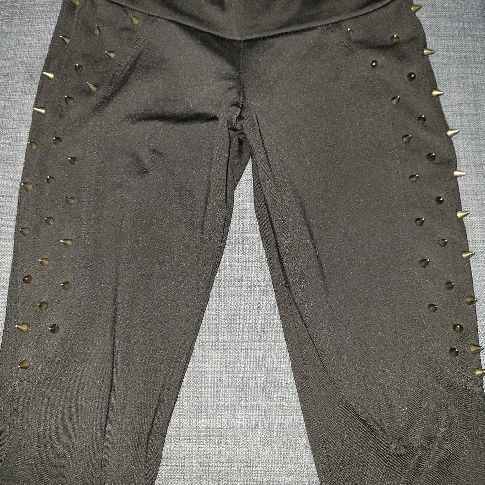 Spikes leggings size S